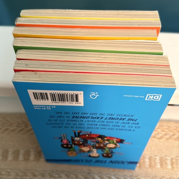 The Secret Explorers Book Lot of 7 - Picture 6 of 6